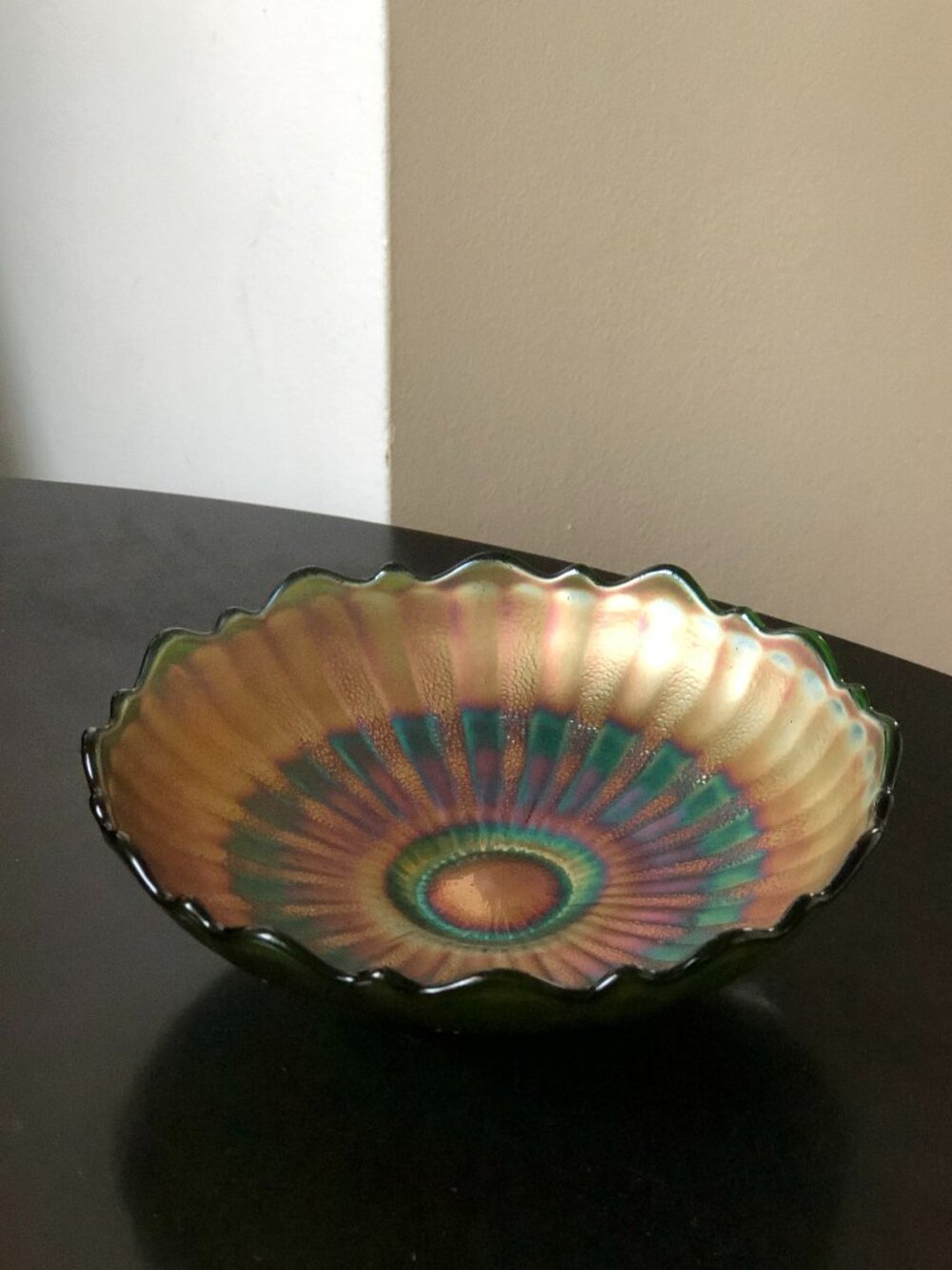 ANTIQUE Fenton Art Carnival Glass Bowl 'Stippled Rays' Series Green Iridescent